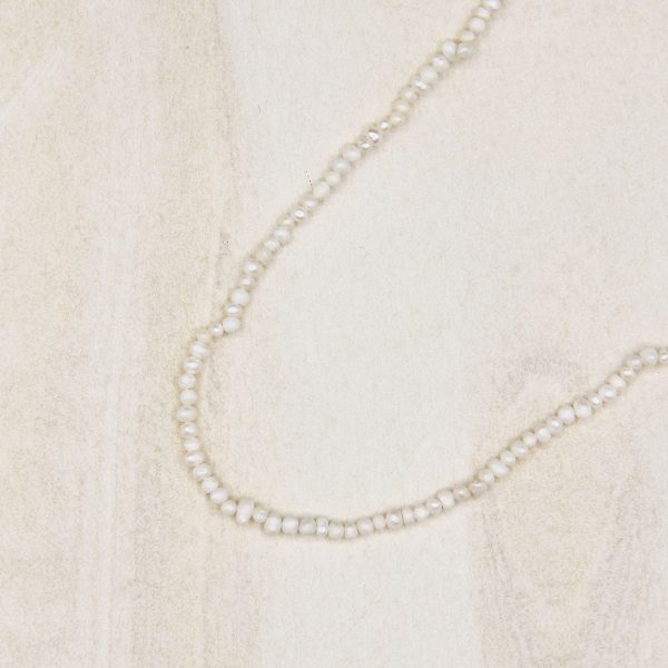 Delicate freshwater pearl necklace with gold plated adjuster chain