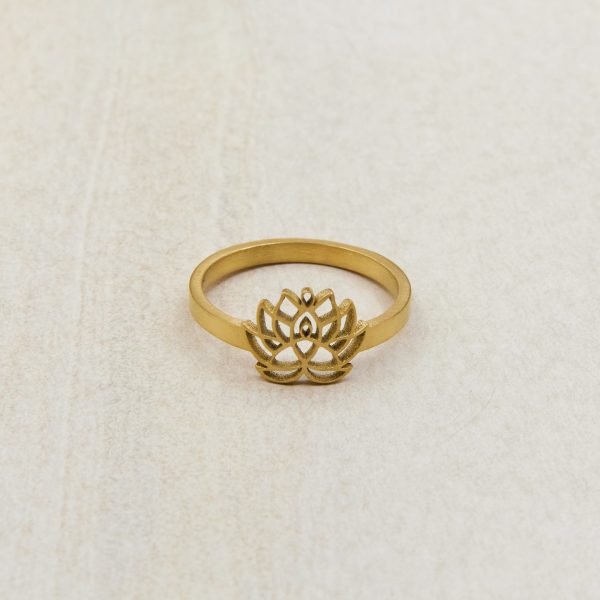 Harmony ring with Maia connection emblem face