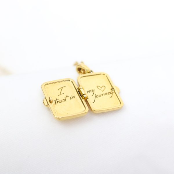 Athena Locket Gold