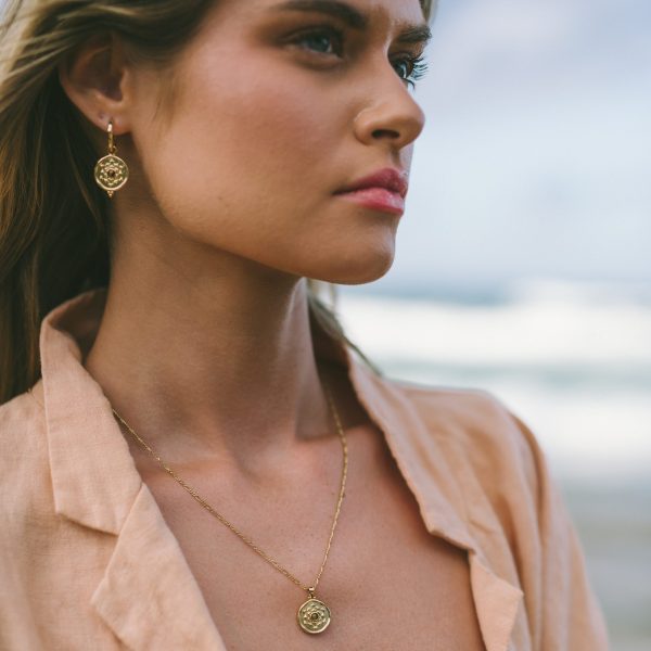 Jorah Earrings and Crown Necklace gold