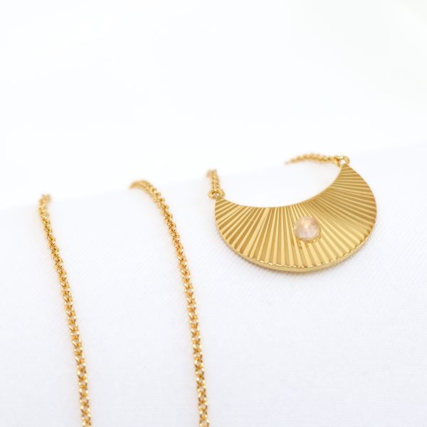 Moonbeams Necklace Gold Rose Quartz